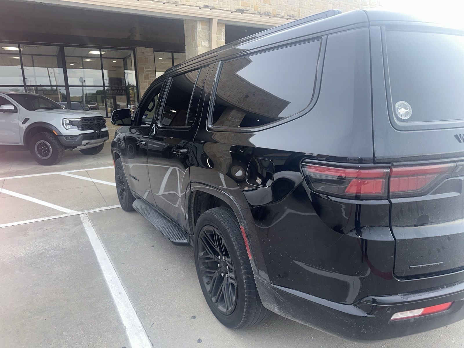 2023 Jeep Wagoneer Series II