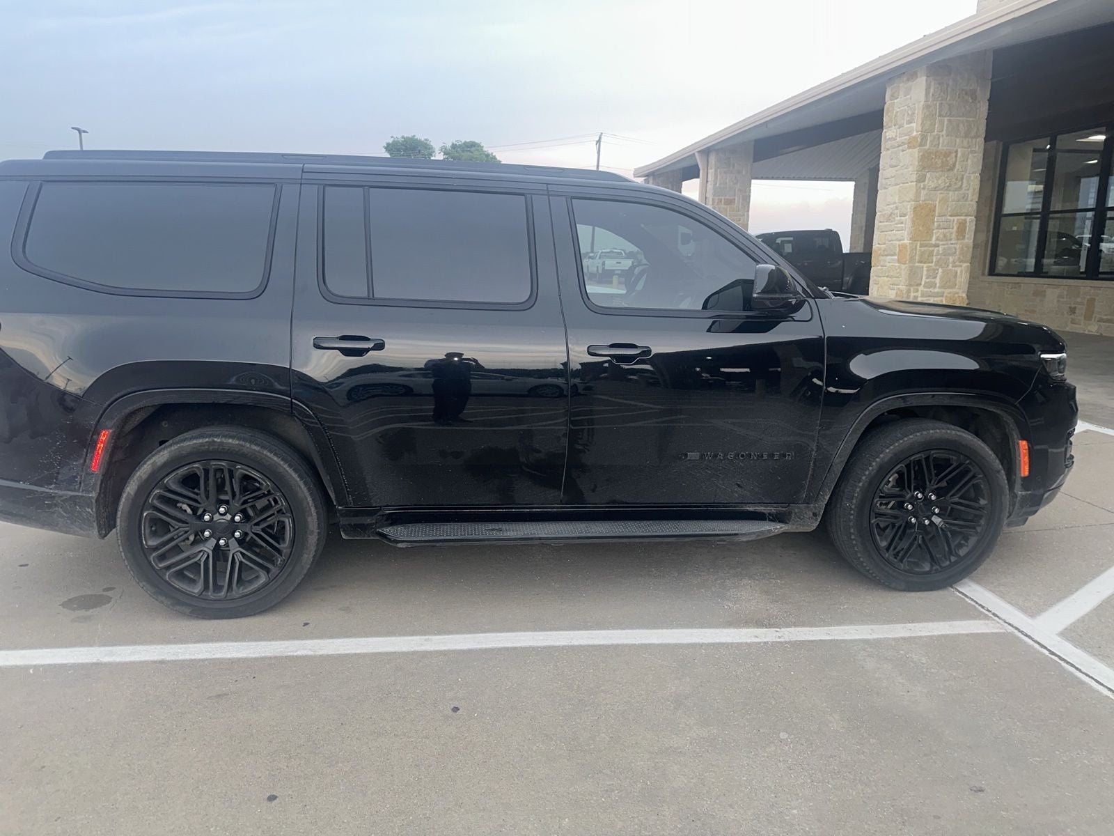 2023 Jeep Wagoneer Series II
