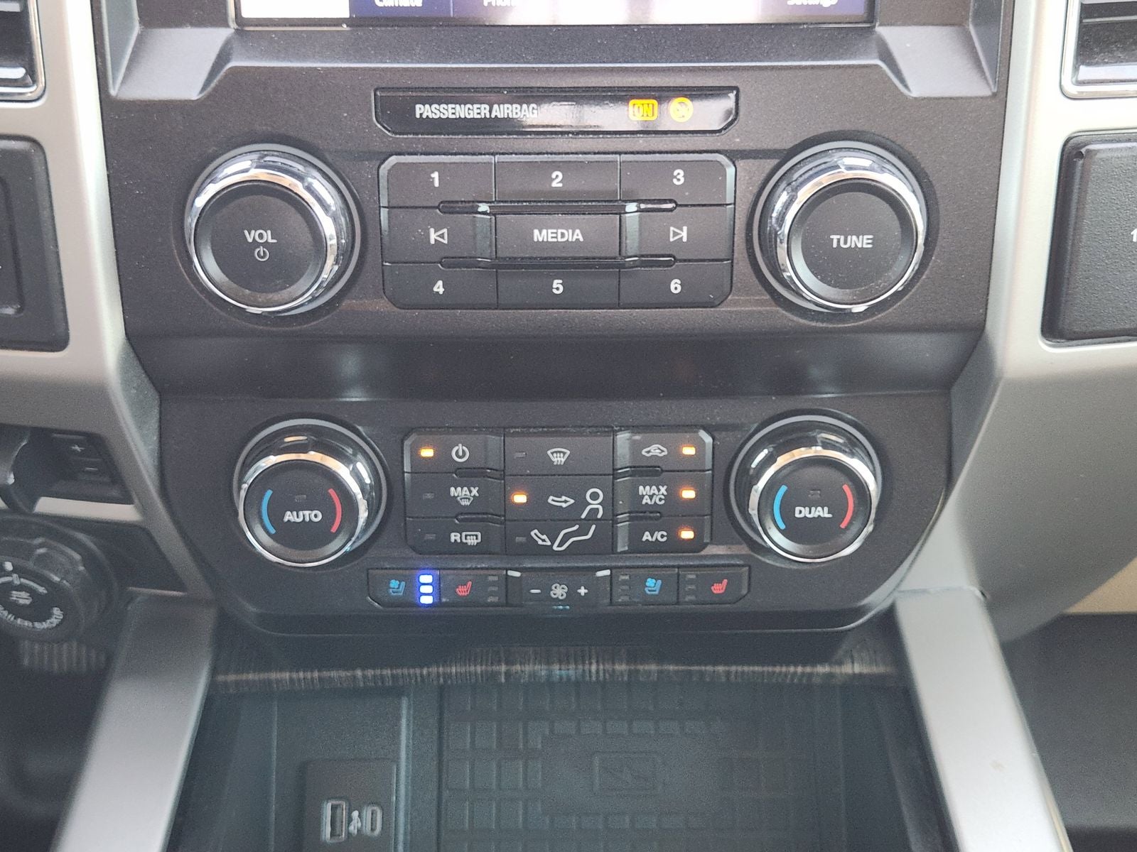 2020 Ford F-250SD Lariat