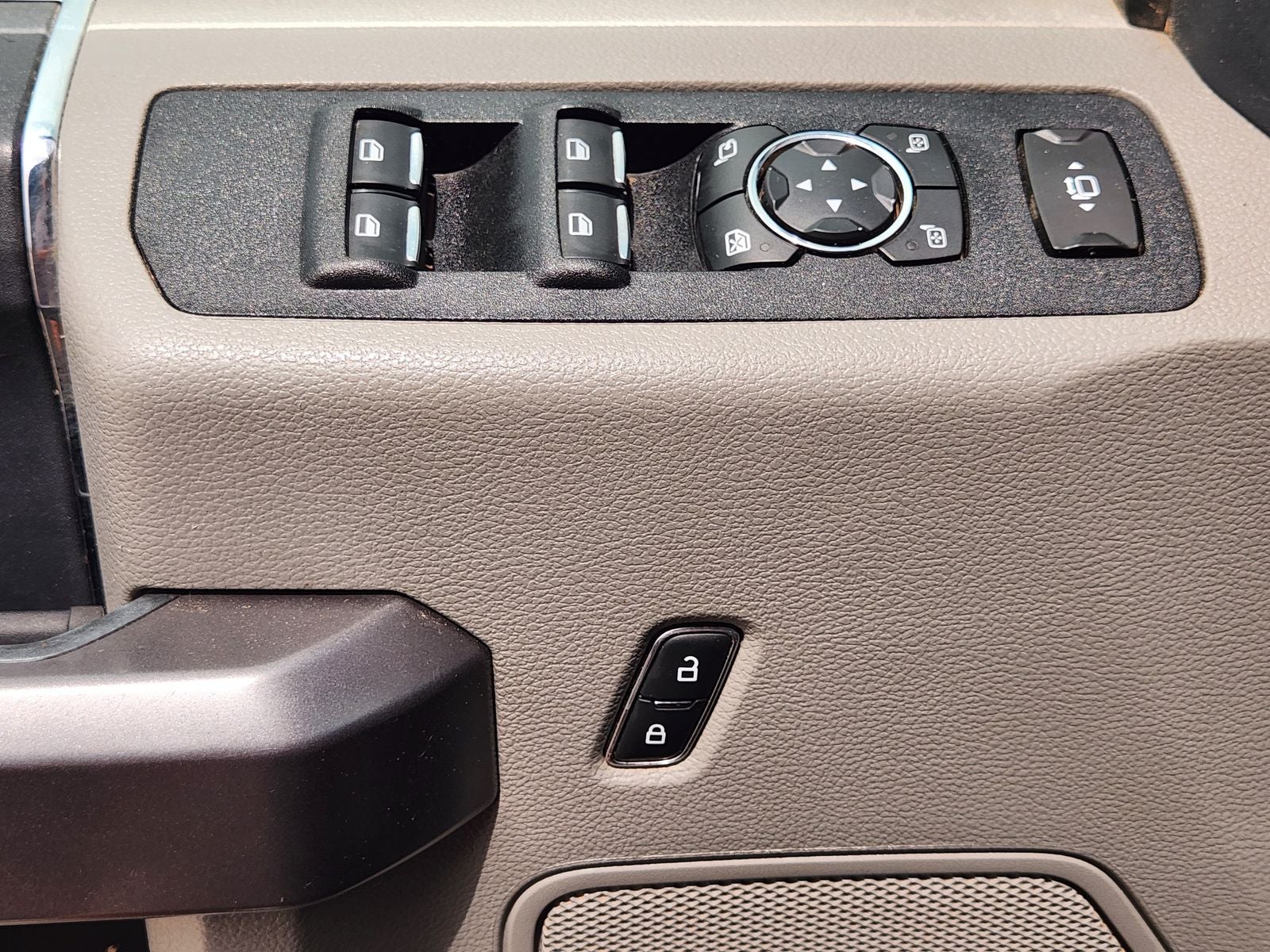 2022 Ford F-350SD XLT DRW