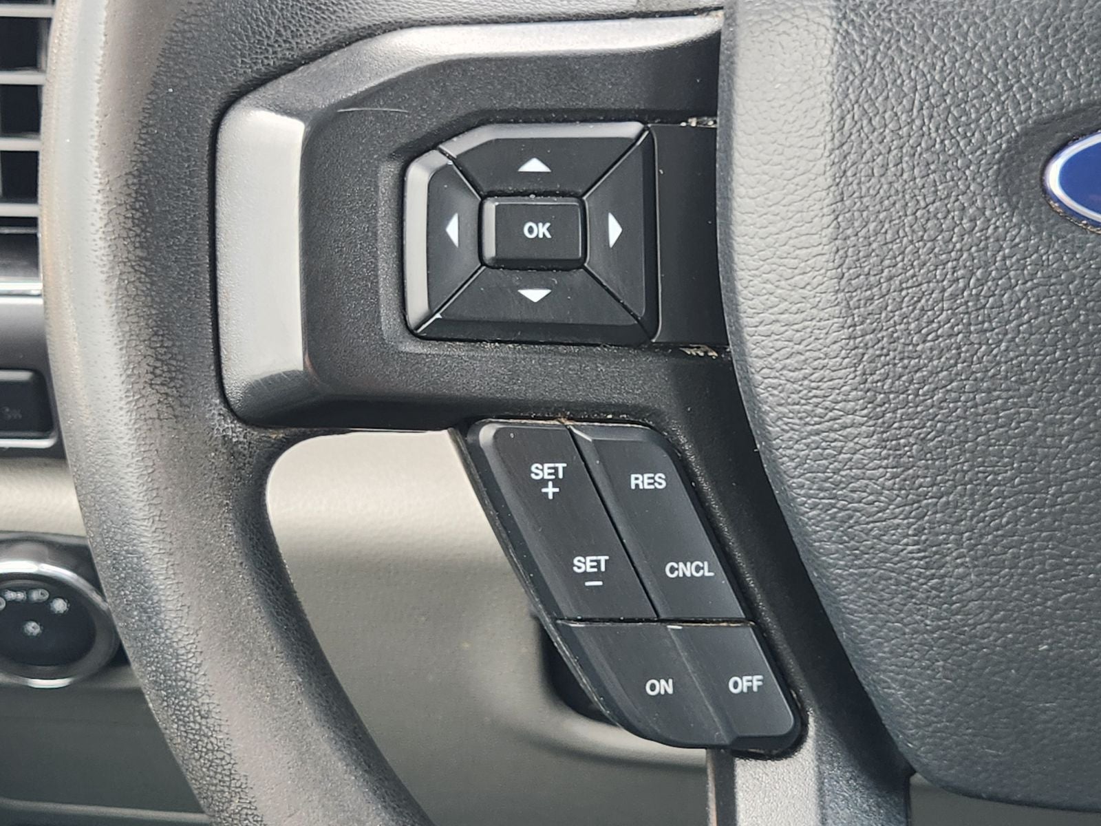 2022 Ford F-350SD XLT DRW