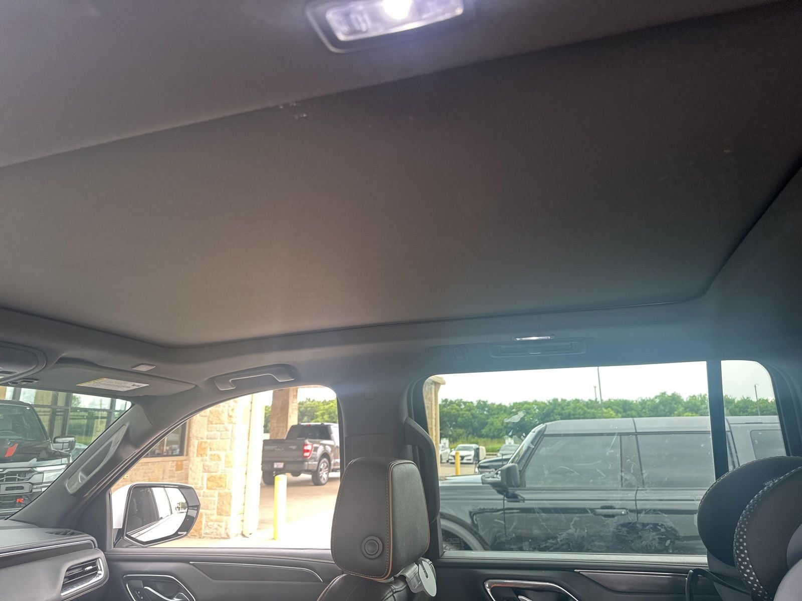 2023 GMC Yukon XL AT4