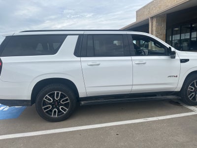 2023 GMC Yukon XL AT4