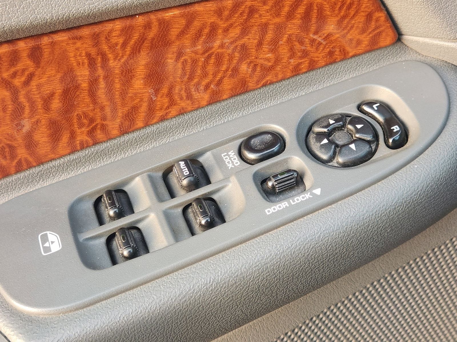 2006 Dodge Ram 2500 SLT