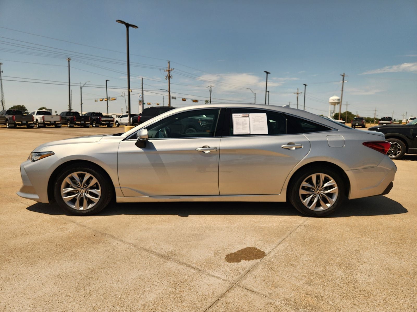 2022 Toyota Avalon XLE