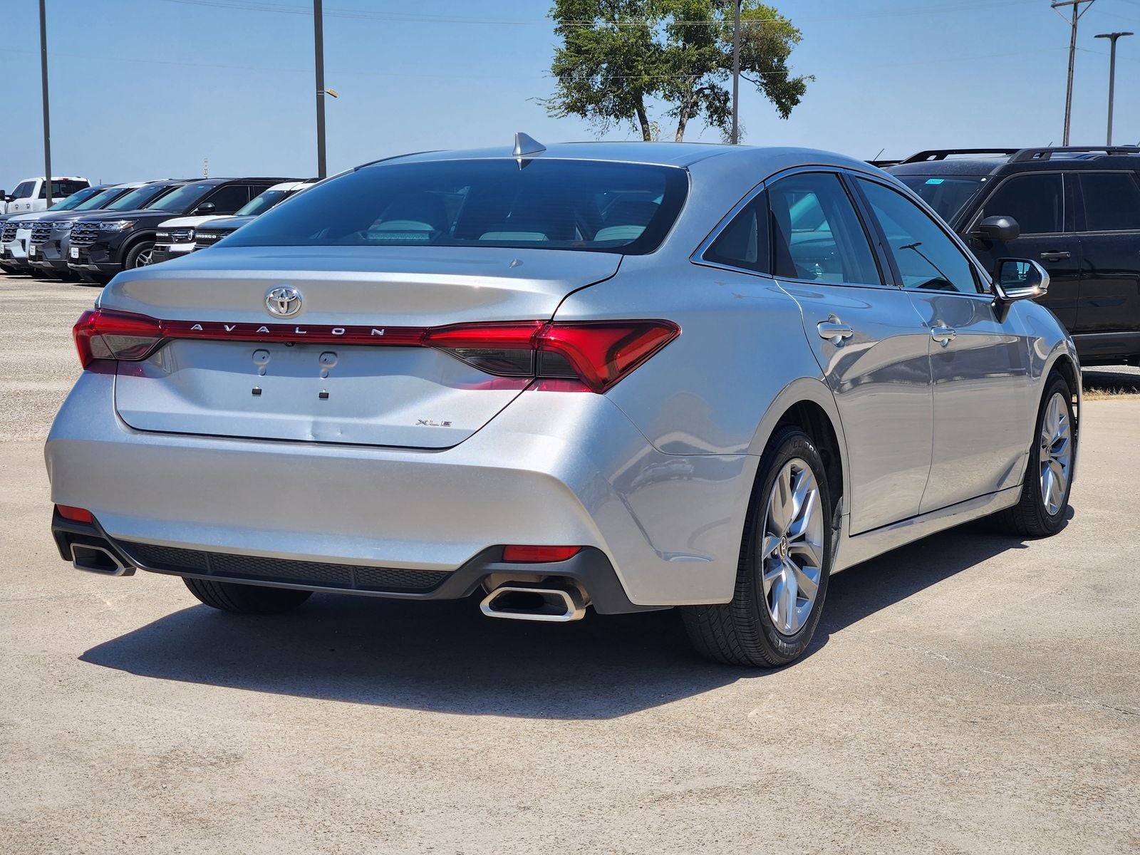 2022 Toyota Avalon XLE