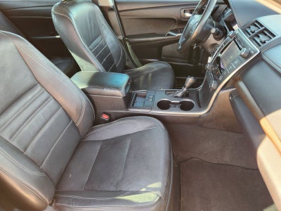 2016 Toyota Camry XLE