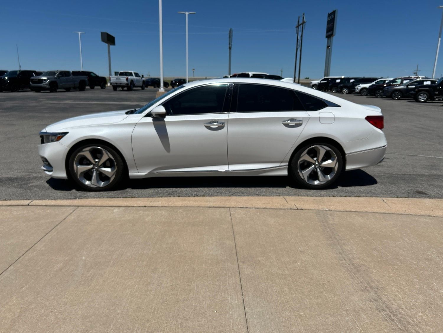 2019 Honda Accord Touring 2.0T