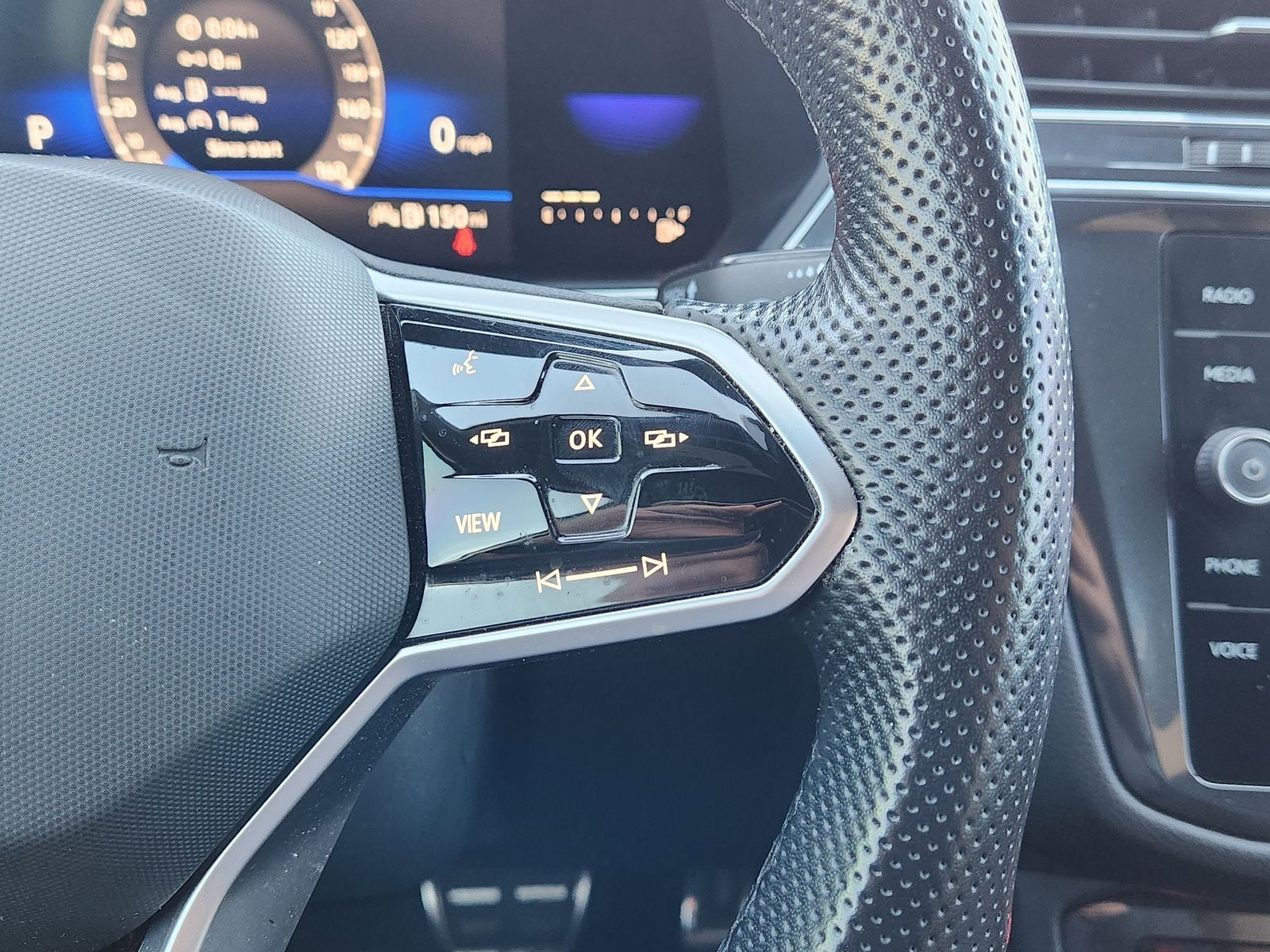 2022 Volkswagen Tiguan 2.0T SE R-Line Black