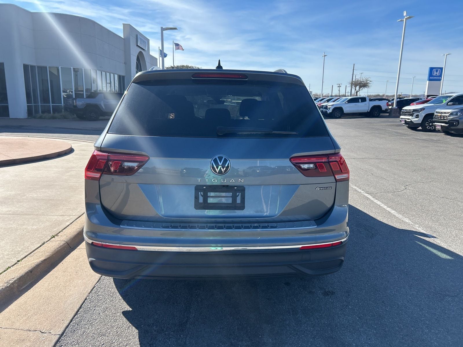 2023 Volkswagen Tiguan 2.0T S