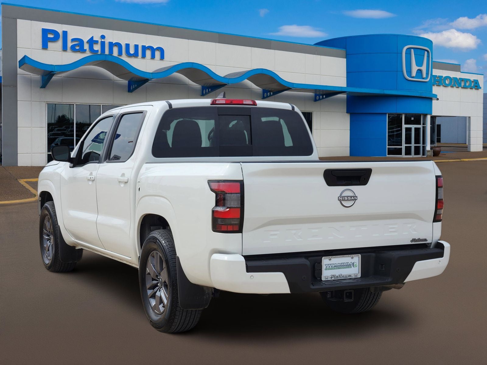 2025 Nissan Frontier SV