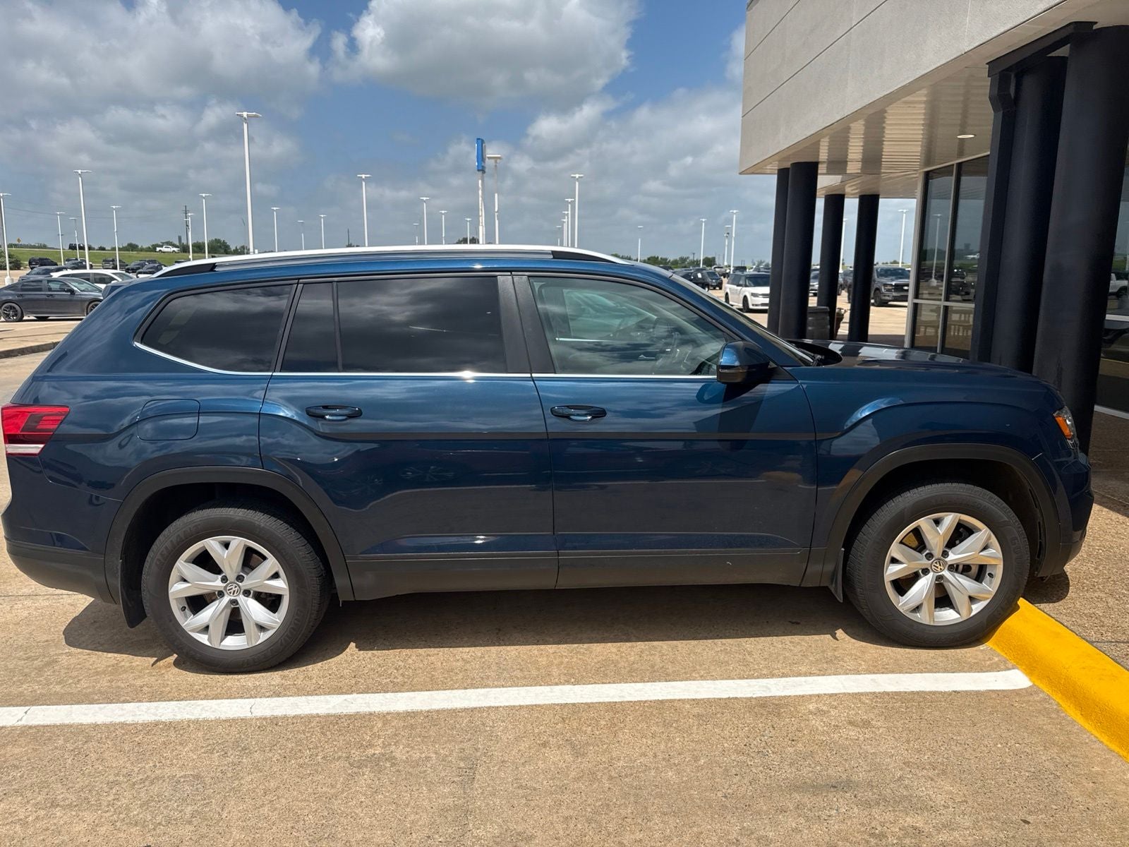2018 Volkswagen Atlas 3.6L V6 SE w/Technology