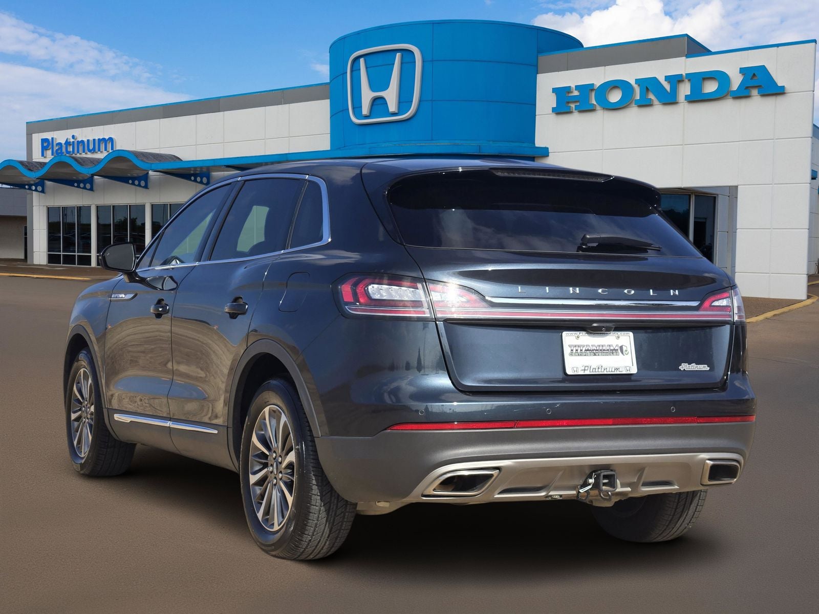 2022 Lincoln Nautilus Reserve