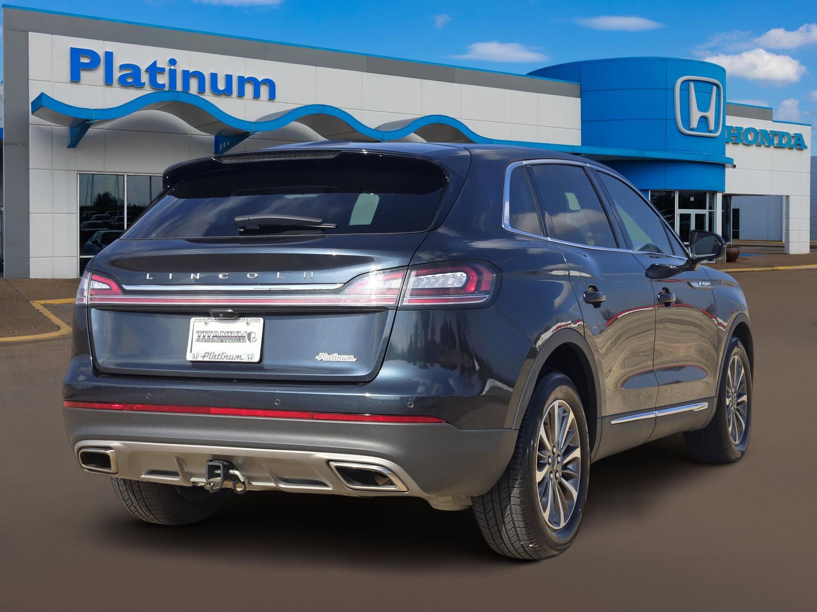 2022 Lincoln Nautilus Reserve