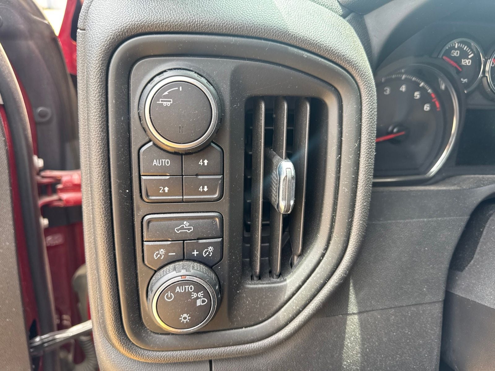 2022 Chevrolet Silverado 1500 LTD Custom Trail Boss