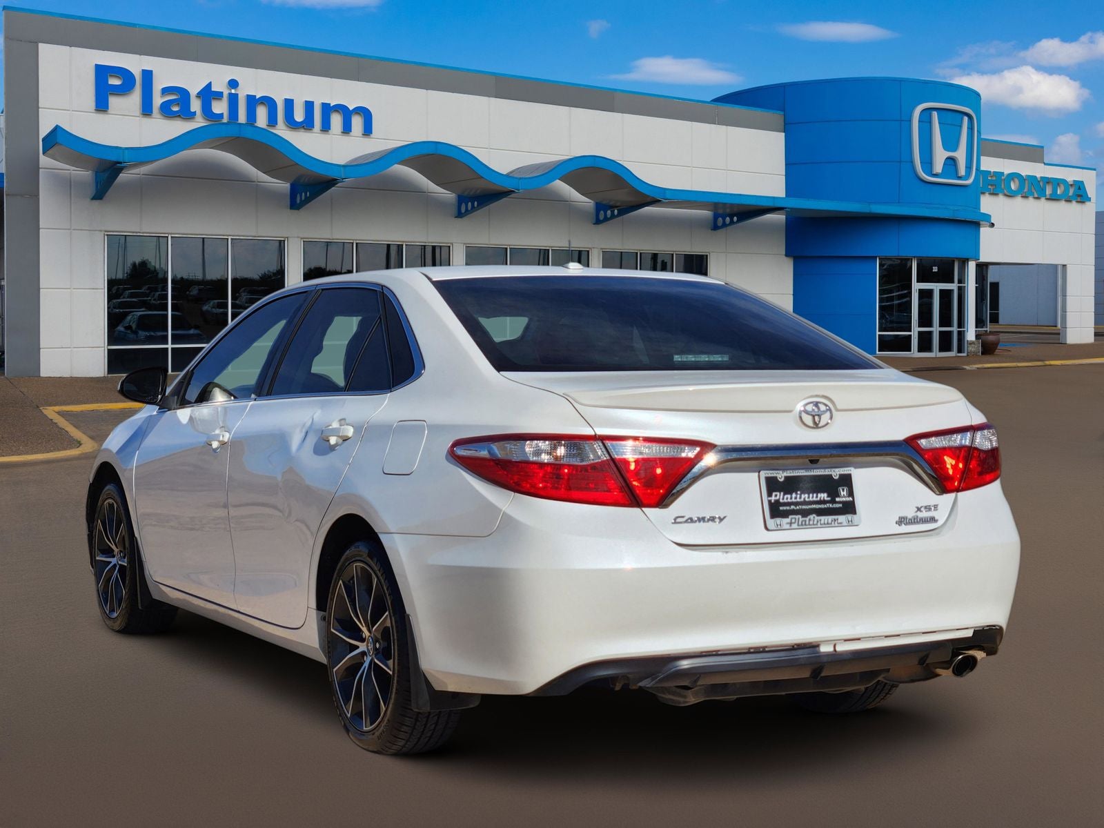 2017 Toyota Camry LE