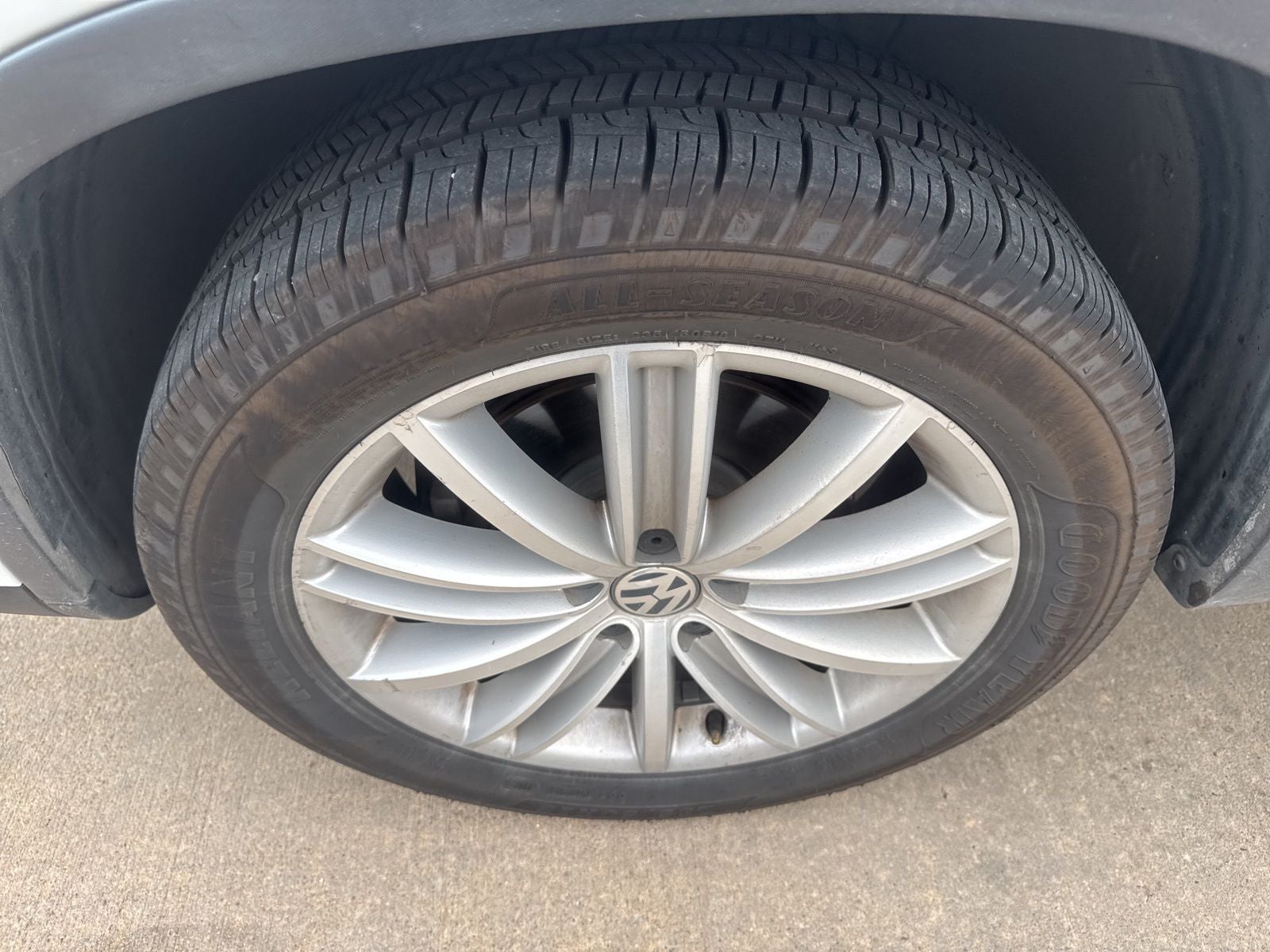 2015 Volkswagen Tiguan SE w/Appearance