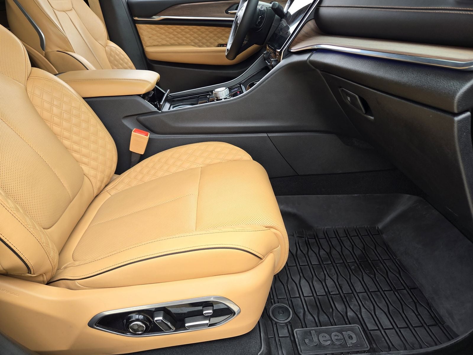 2024 Jeep Grand Cherokee L Summit