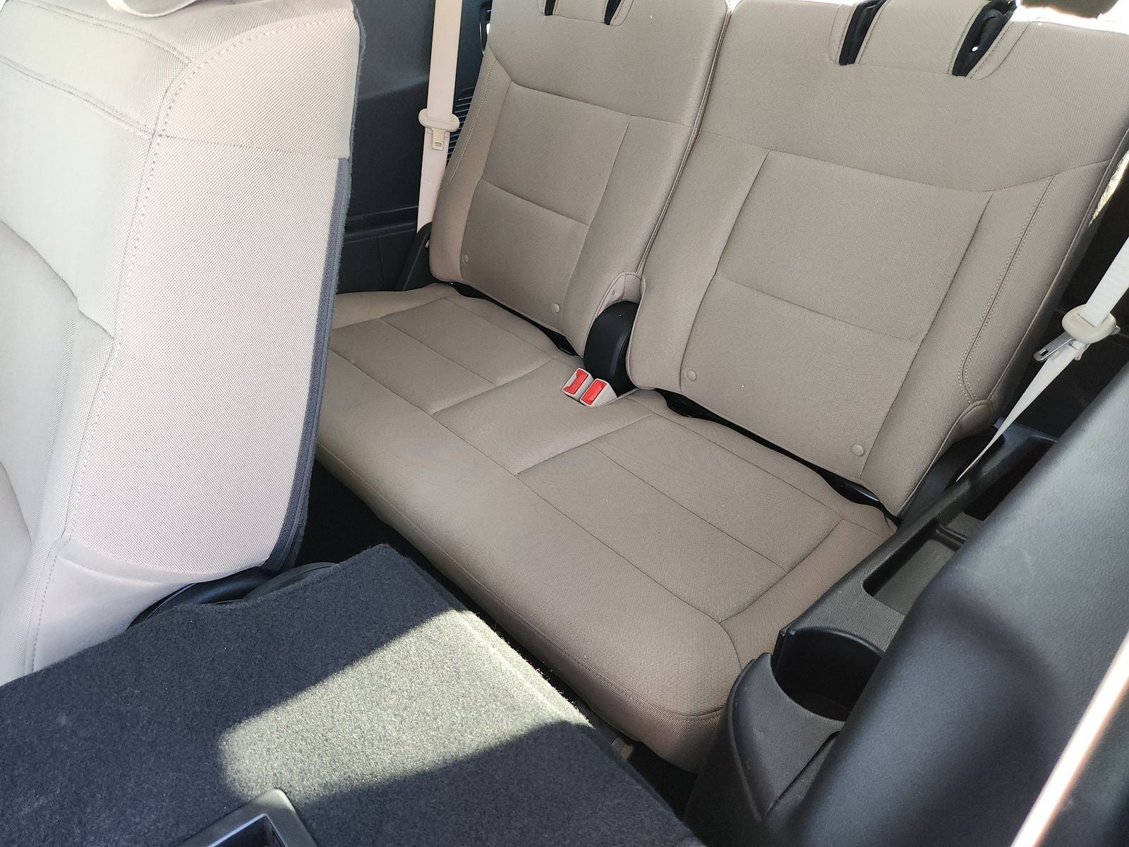 2020 Ford Explorer Base