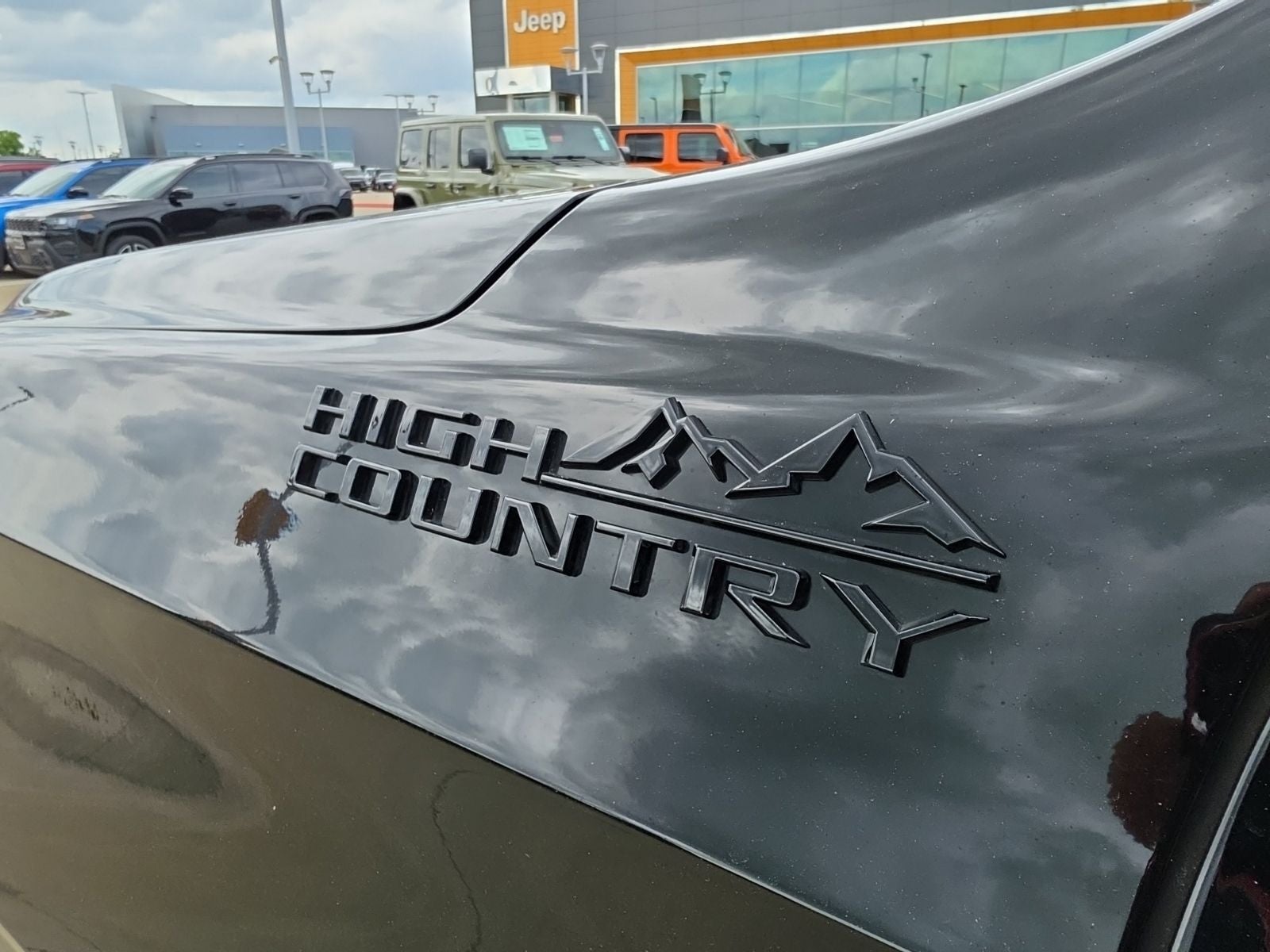 2022 Chevrolet Suburban High Country