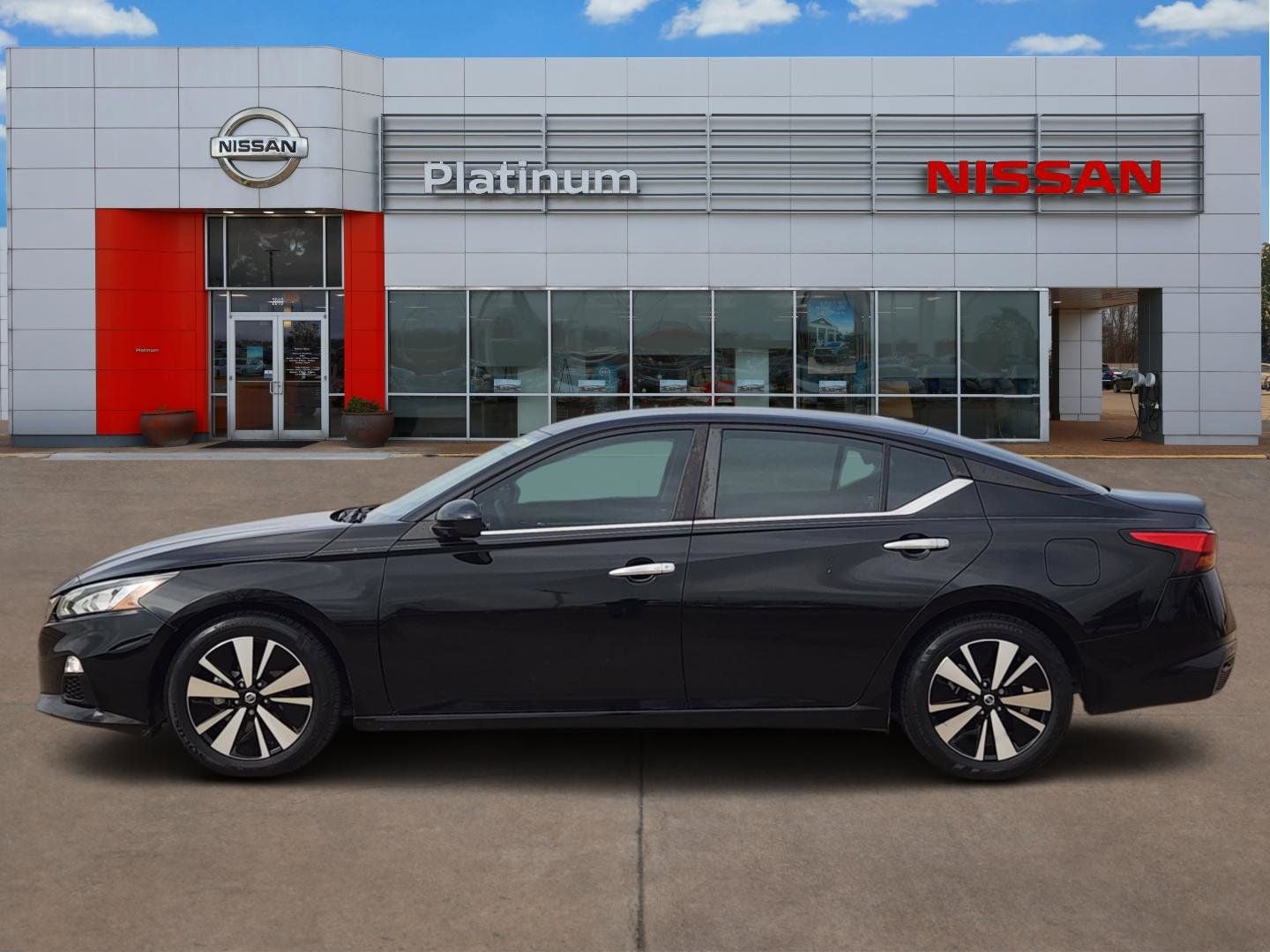 2022 Nissan Altima 2.5 SV