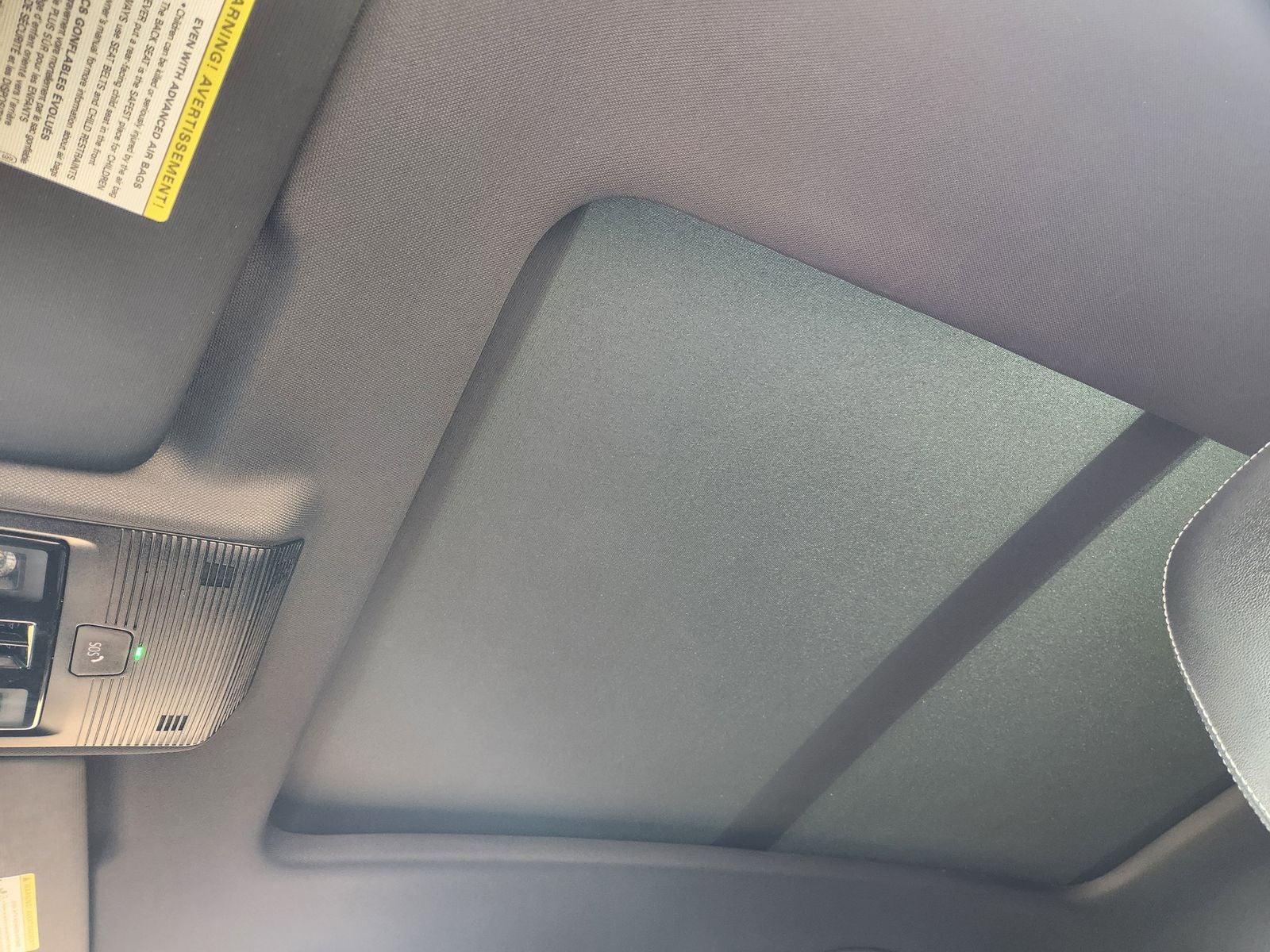 2025 Volkswagen Atlas Cross Sport 2.0T SEL R-Line Black