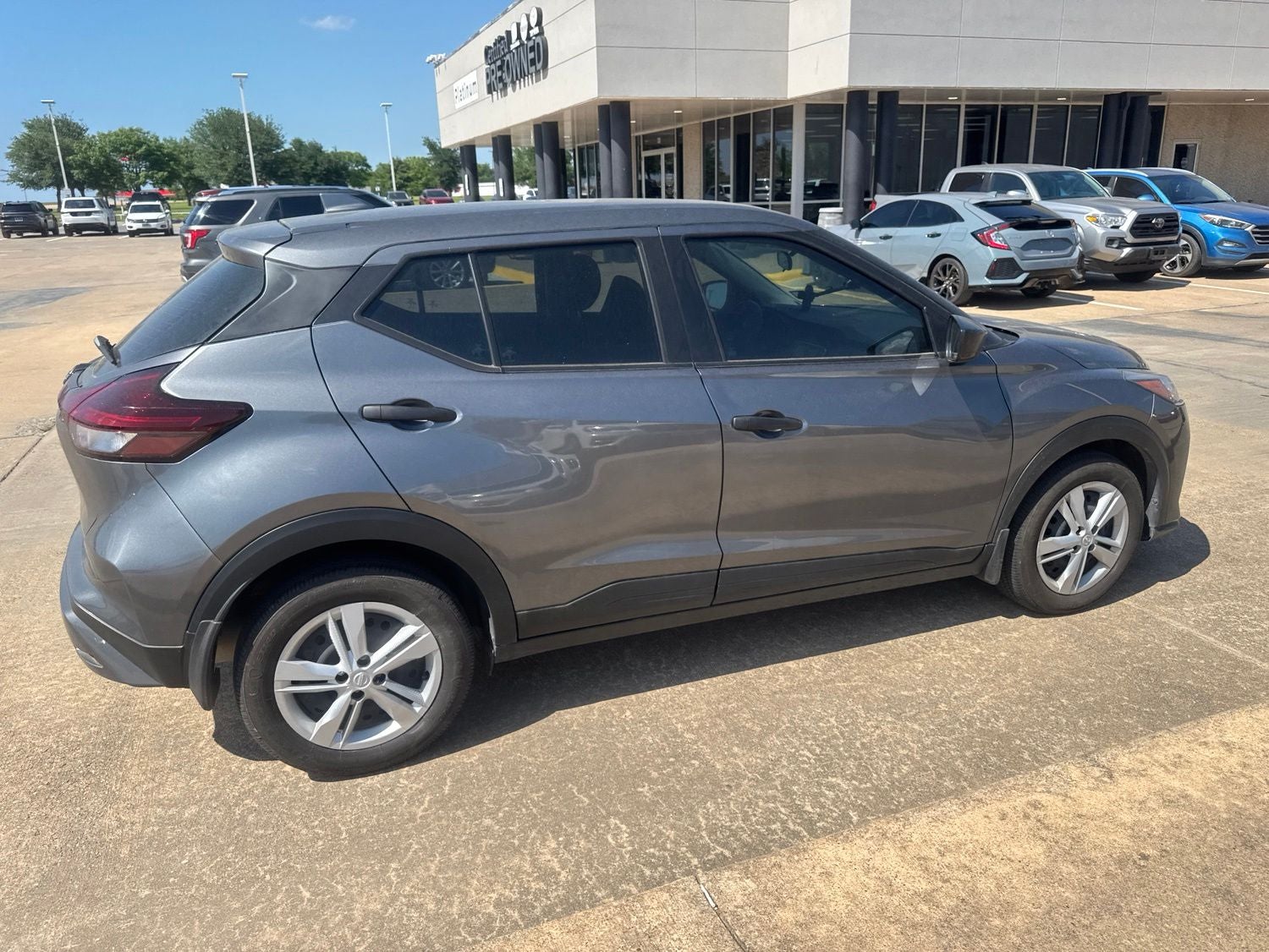 2024 Nissan Kicks S