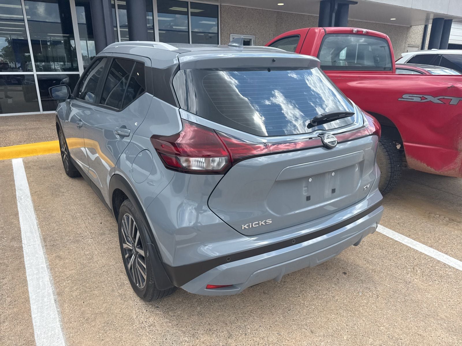 2024 Nissan Kicks SV