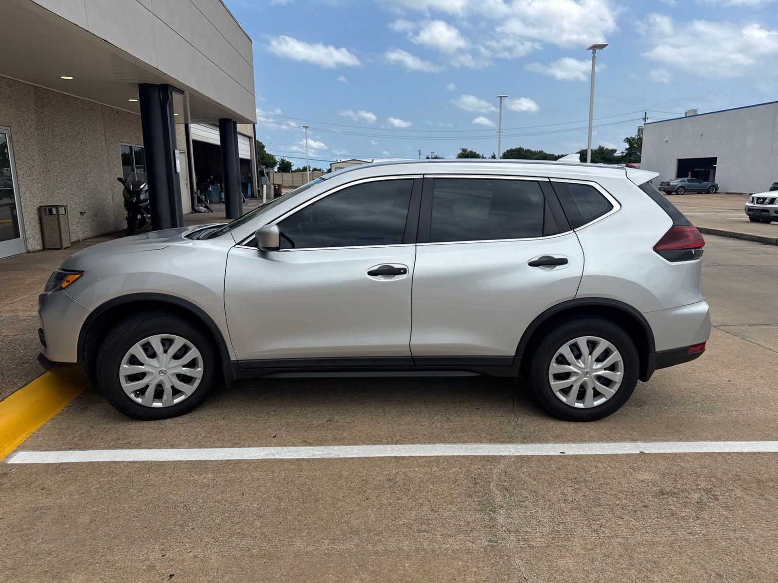 2019 Nissan Rogue S