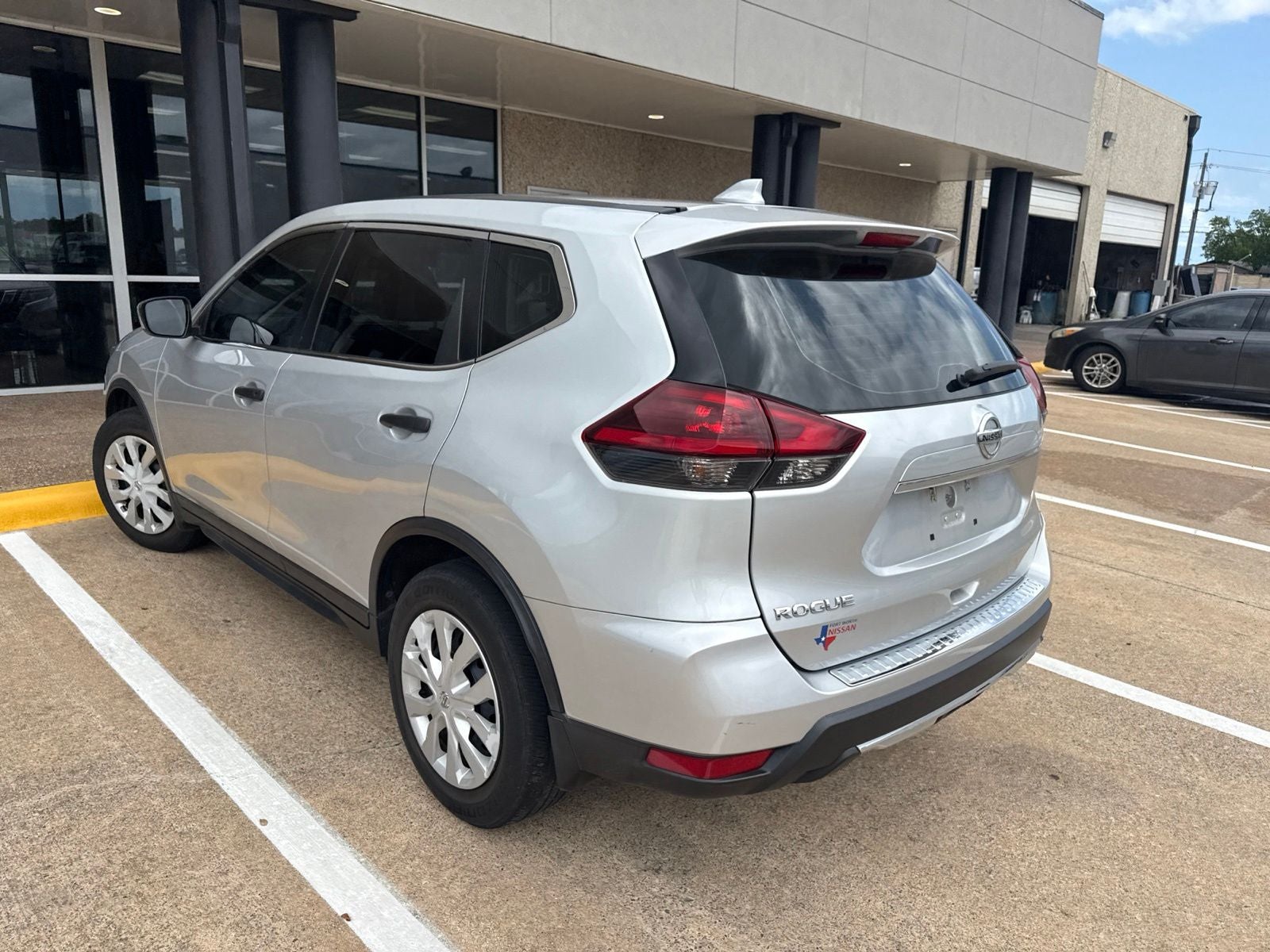 2019 Nissan Rogue S