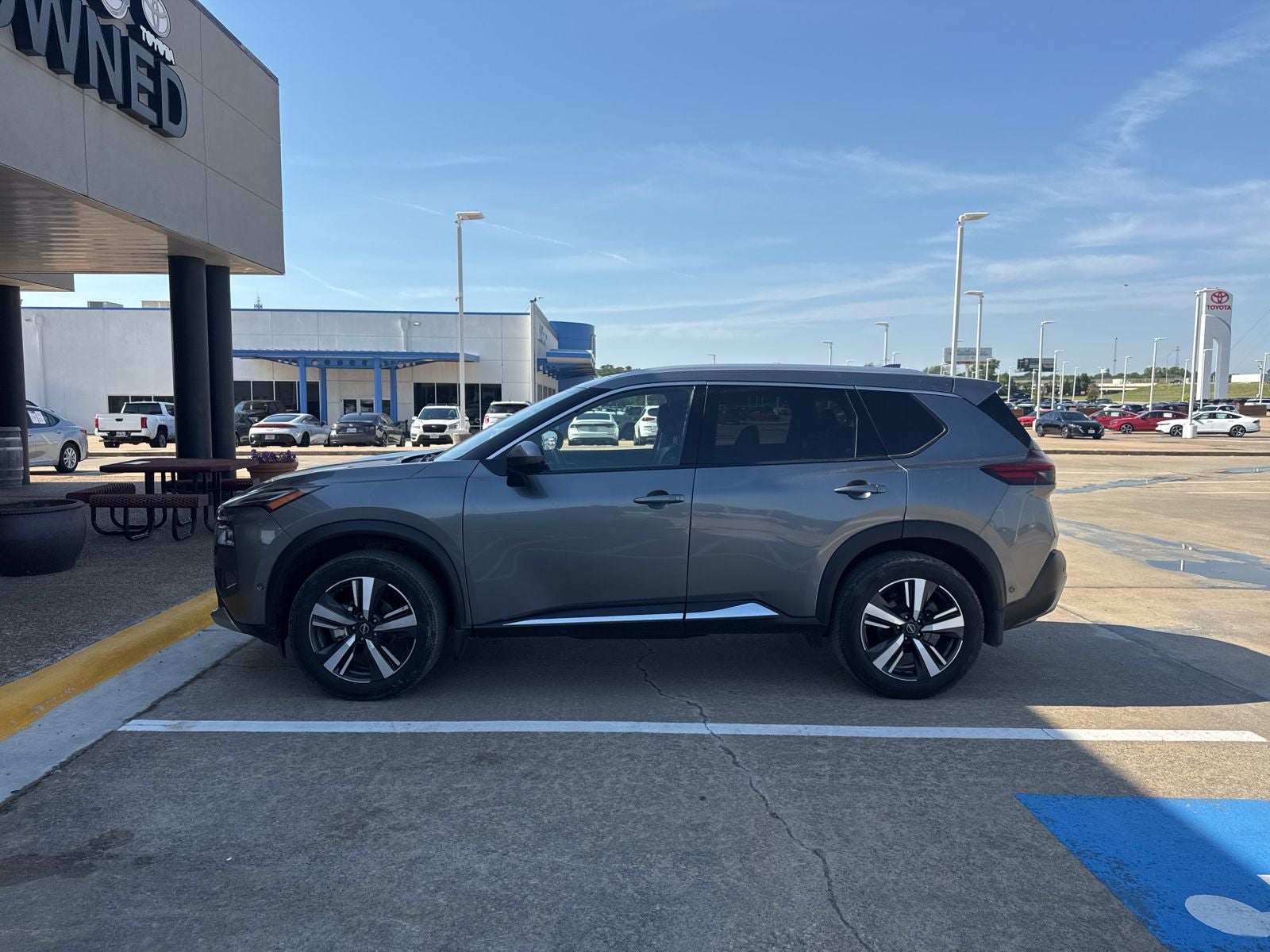 2023 Nissan Rogue Platinum