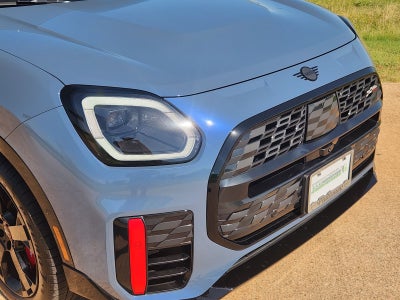 2025 MINI John Cooper Works Countryman Iconic