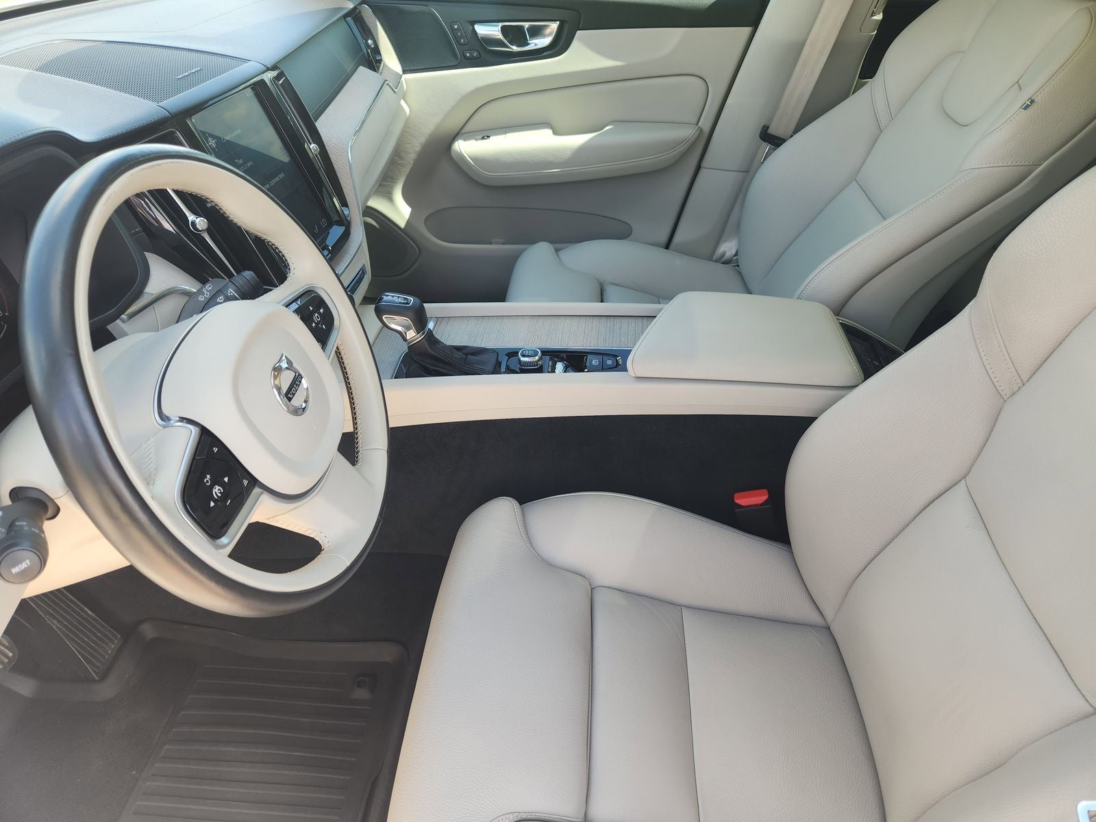 2020 Volvo XC60 T6 Inscription