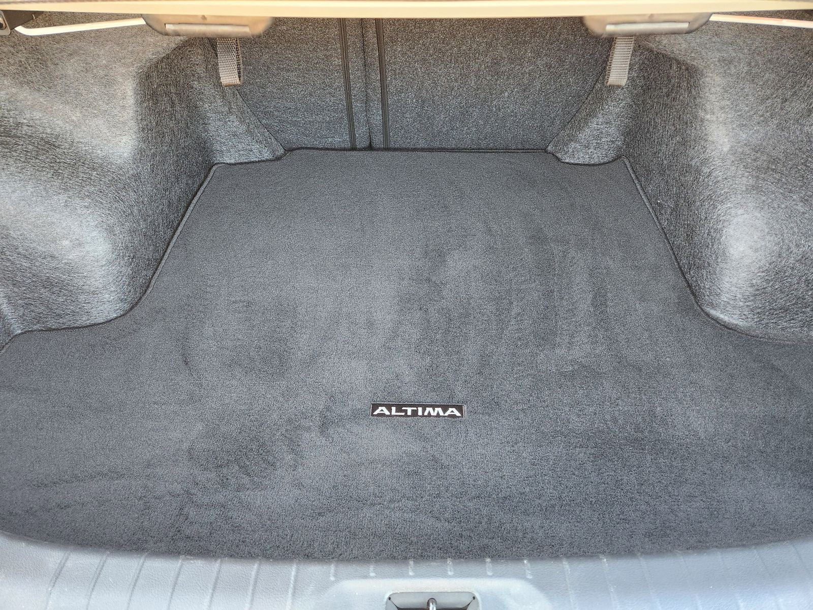 2023 Nissan Altima 2.0 SR