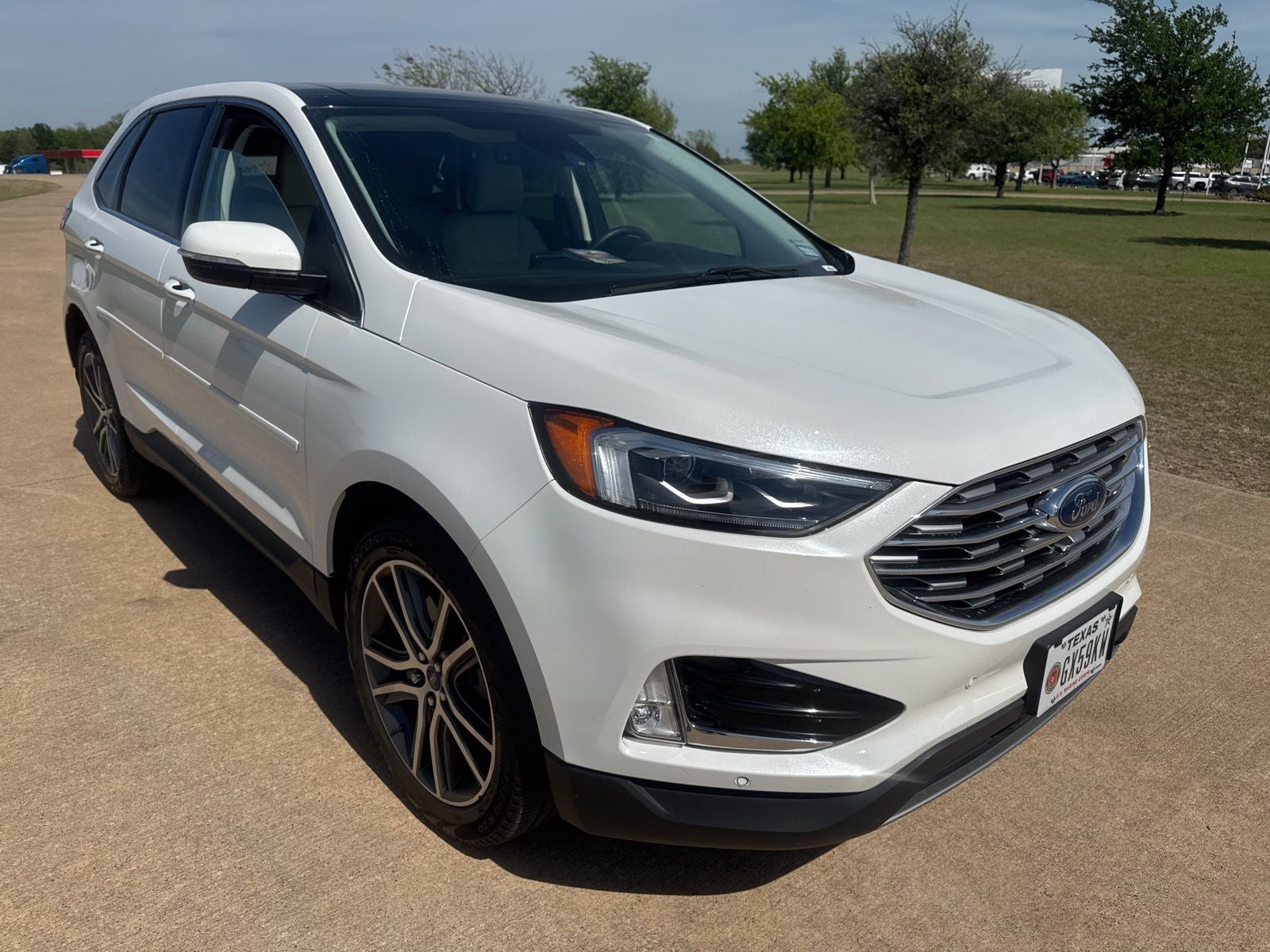 2022 Ford Edge Titanium