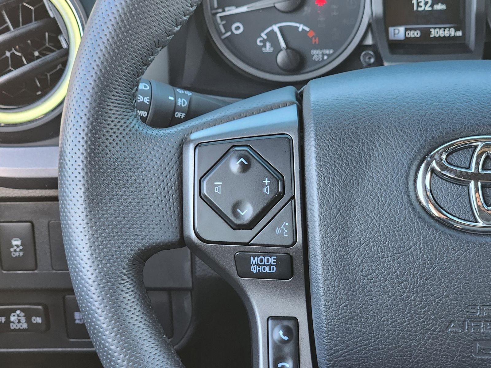 2023 Toyota Tacoma 4WD TRD Off-Road V6