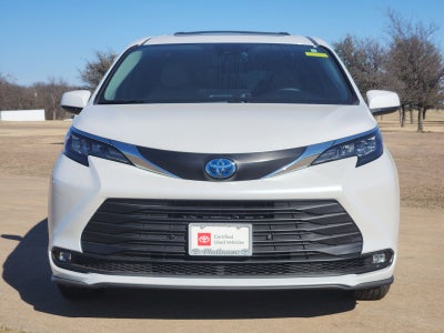 2025 Toyota Sienna XLE