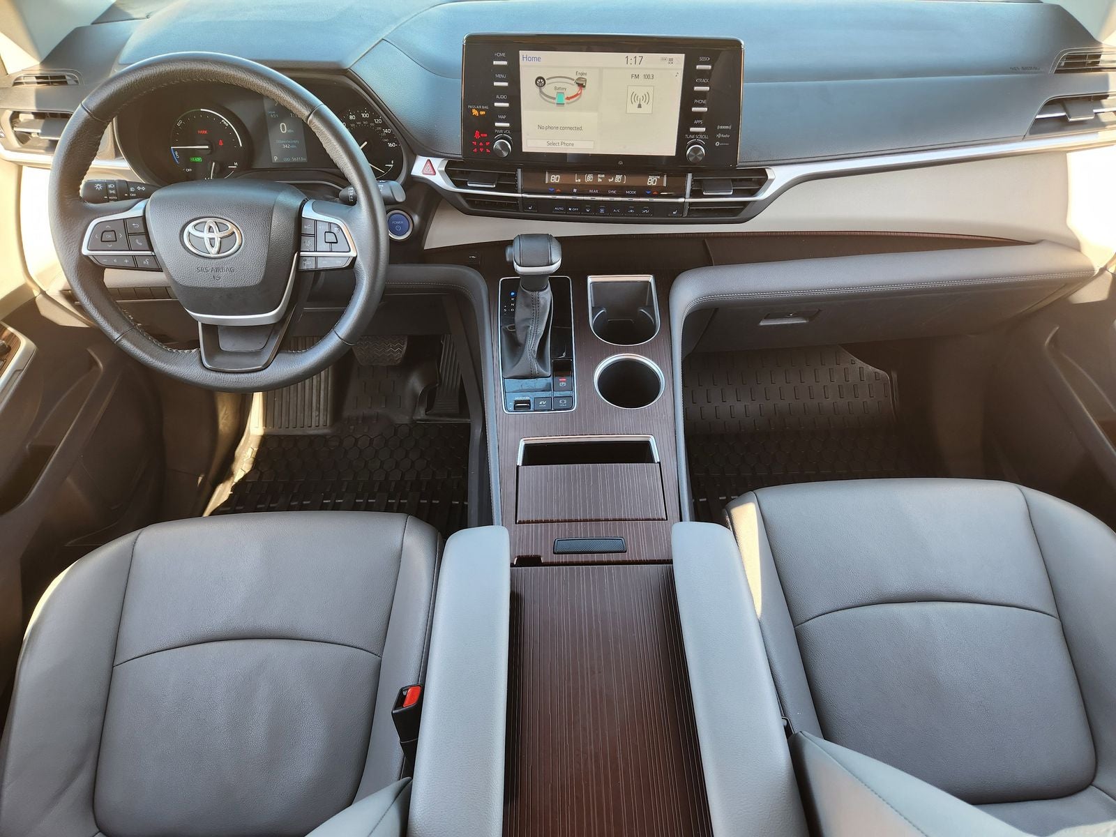 2023 Toyota Sienna XLE