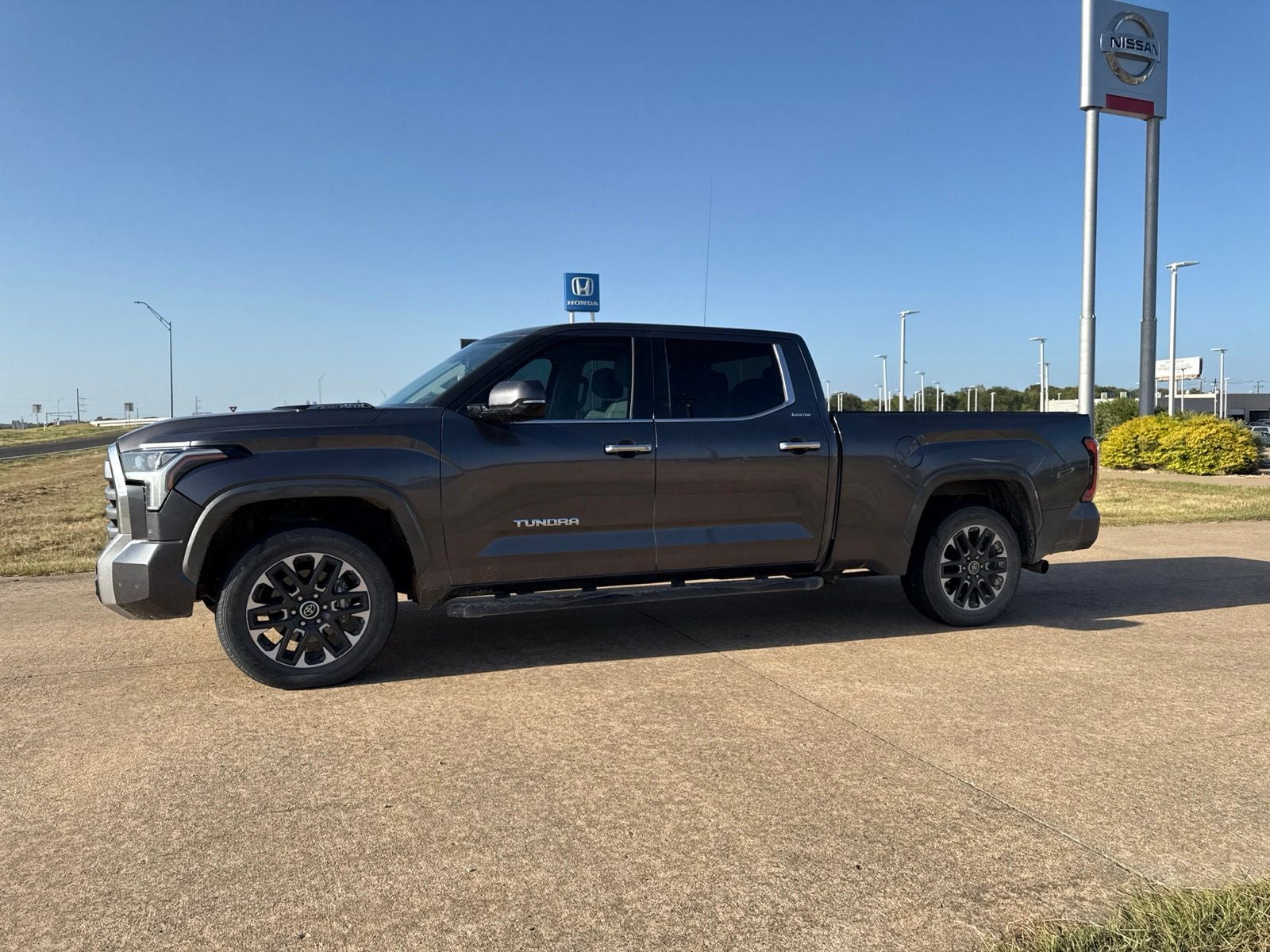 2022 Toyota Tundra Hybrid Limited