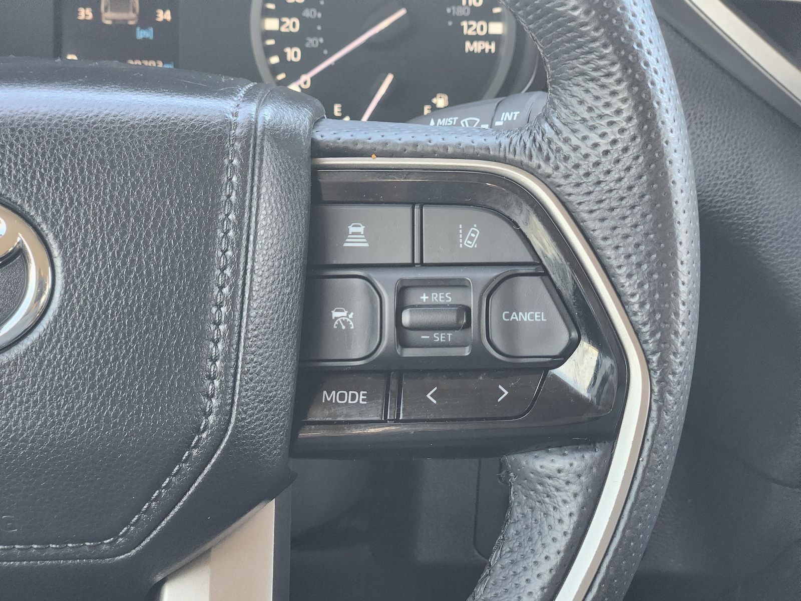 2024 Toyota Tundra 4WD SR5