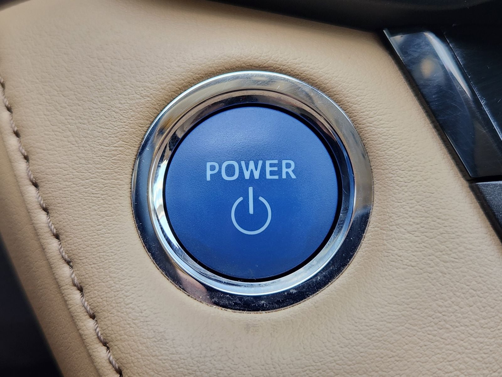 2017 Toyota RAV4 Hybrid Limited