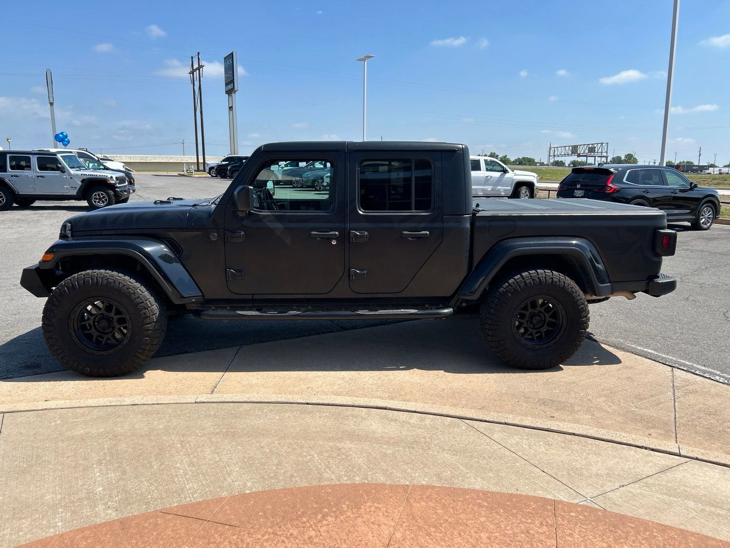 2022 Jeep GLADIATOR Base