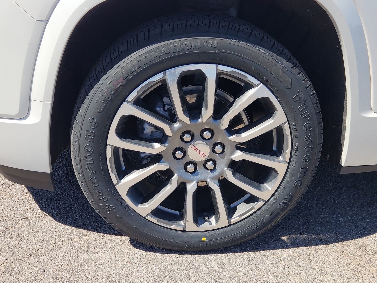 2022 GMC Acadia Denali