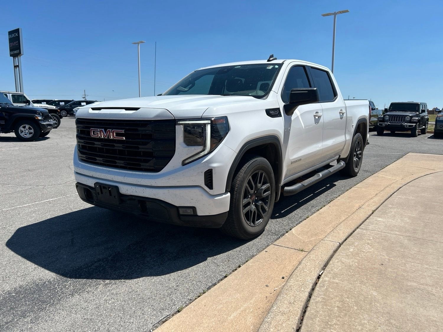 2023 GMC Sierra 1500 Elevation