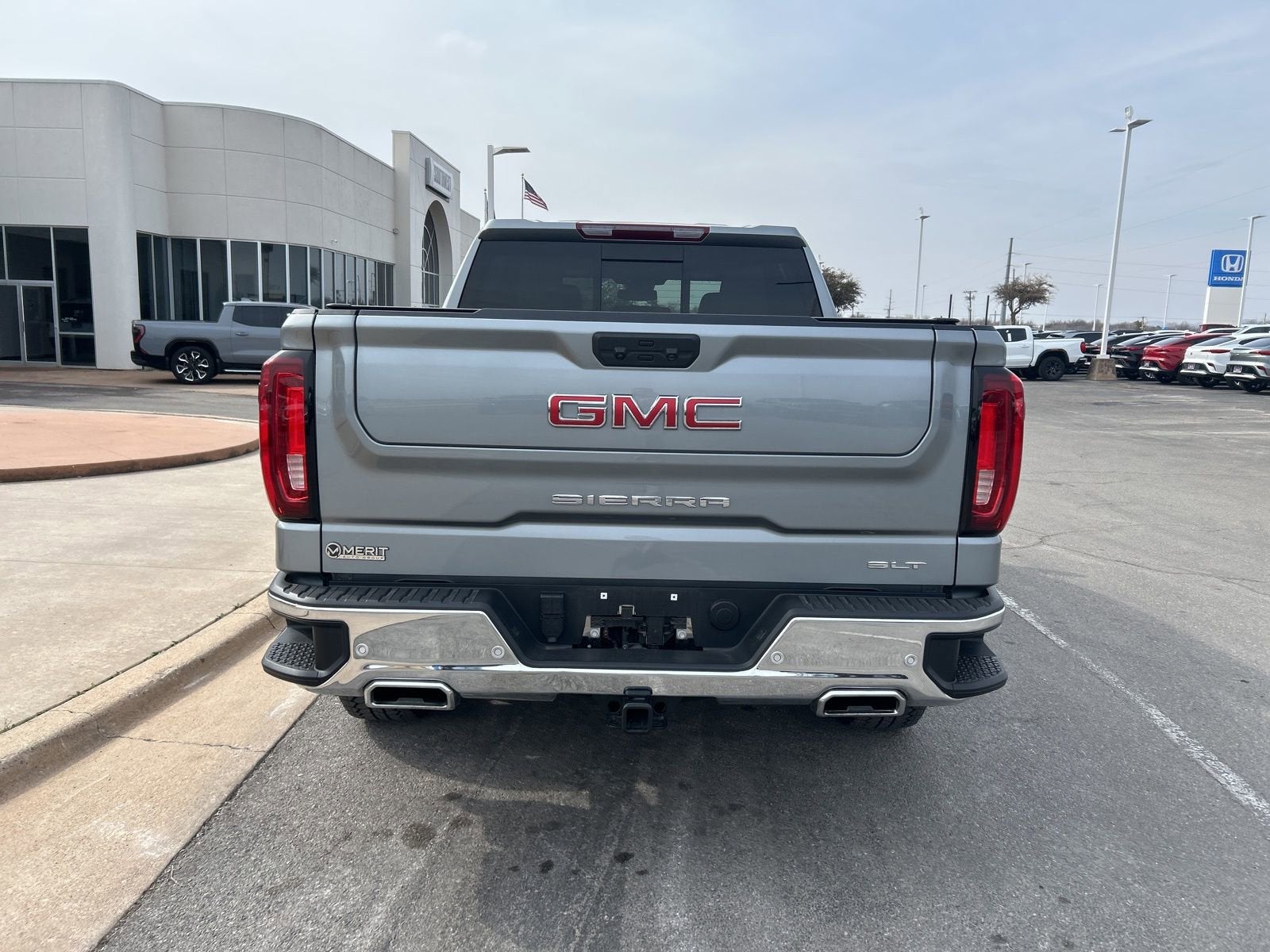 2024 GMC Sierra 1500 SLT