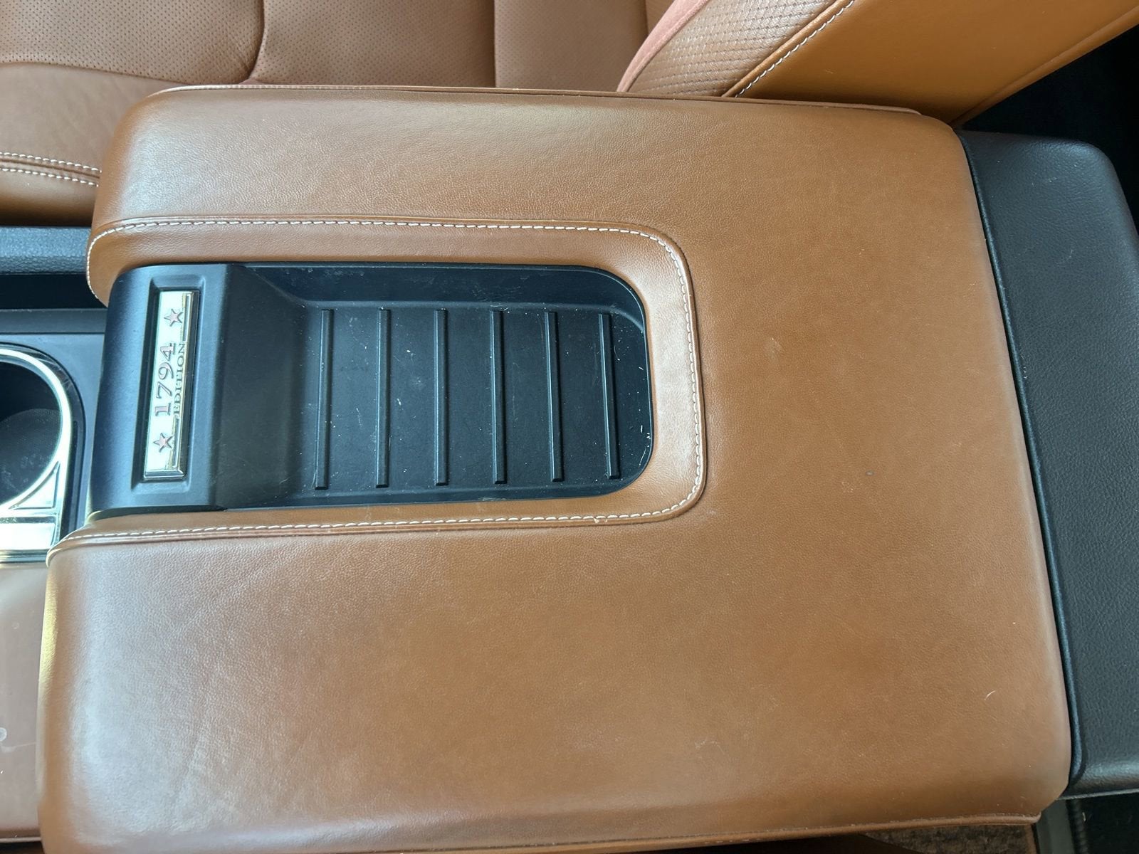 2017 Toyota Tundra 4WD Platinum