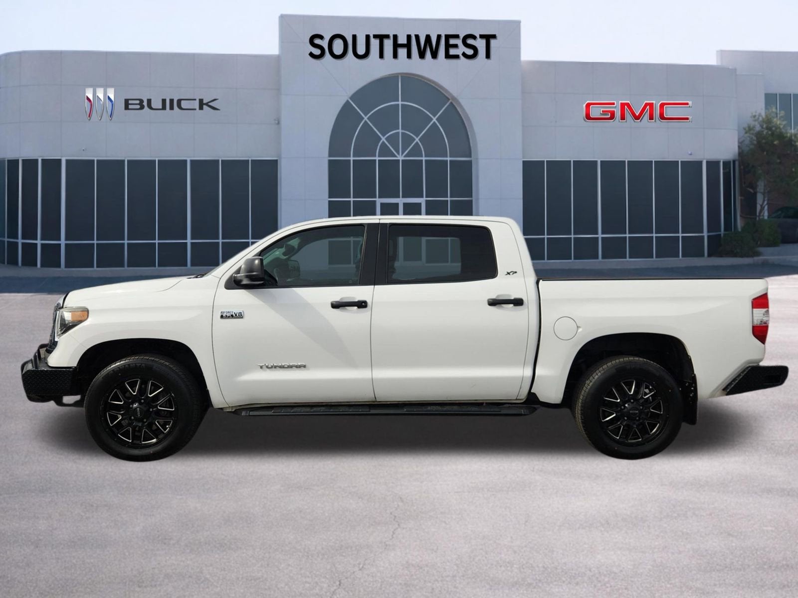 2018 Toyota Tundra 4WD SR5