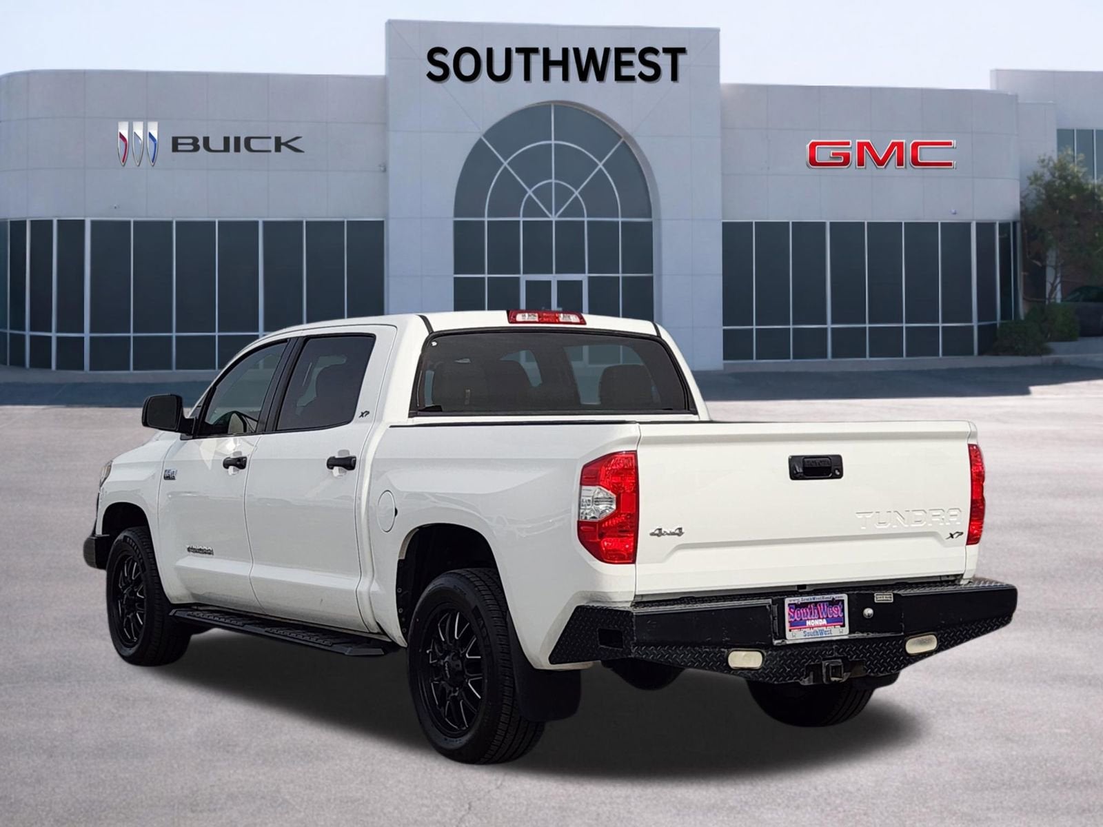 2018 Toyota Tundra 4WD SR5