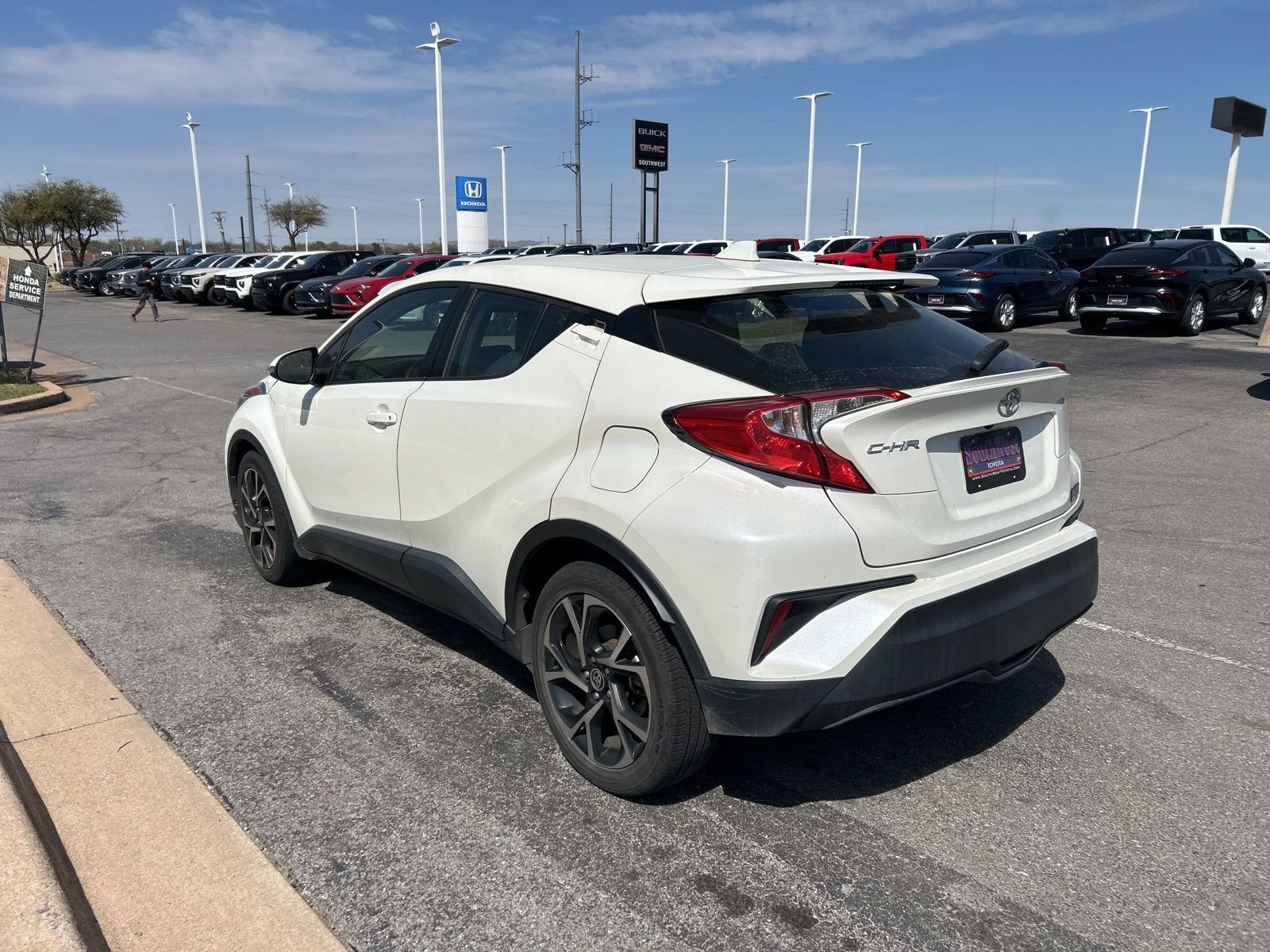 2020 Toyota C-HR LE
