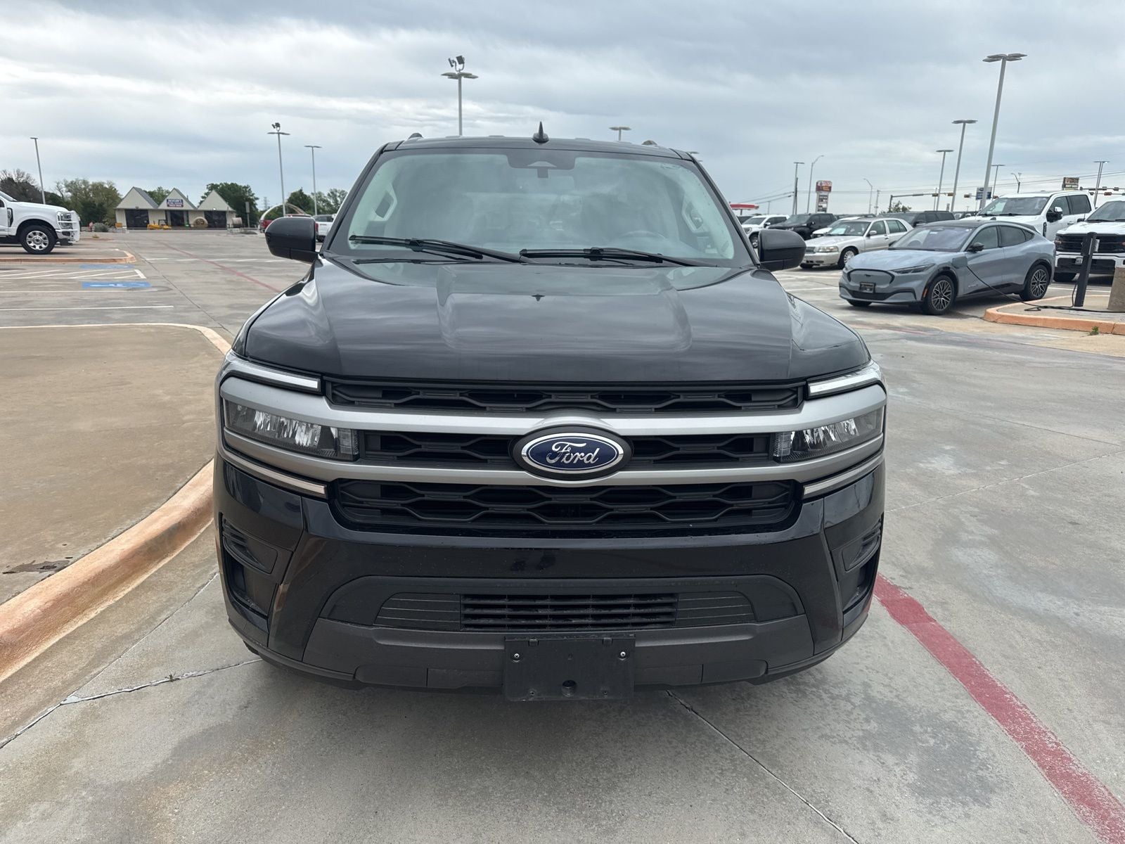 2024 Ford Expedition Max XLT